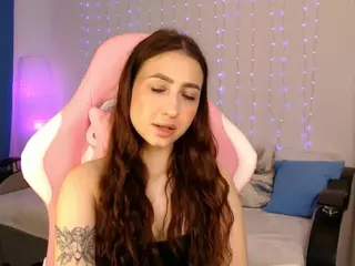 Chloe-Neal's Live Sex Cam Show