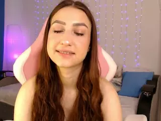 Chloe-Neal's Live Sex Cam Show