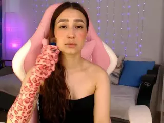 Chloe-Neal's Live Sex Cam Show