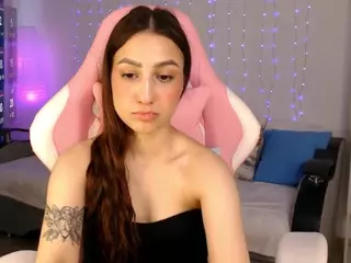 Chloe-Neal's Live Sex Cam Show