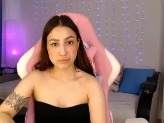 Chloe-Neal's Live Sex Cam Show