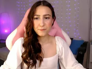 Chloe-Neal's Live Sex Cam Show