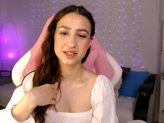 Chloe-Neal's Live Sex Cam Show