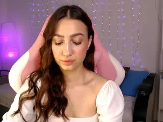 Chloe-Neal's Live Sex Cam Show