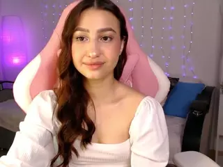 Chloe-Neal's Live Sex Cam Show