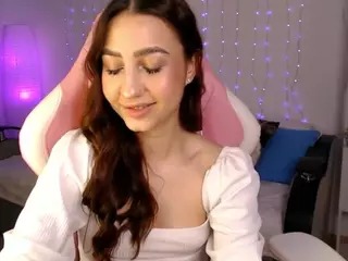 Chloe-Neal's Live Sex Cam Show