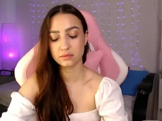 Chloe-Neal's Live Sex Cam Show