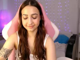 Chloe-Neal's Live Sex Cam Show