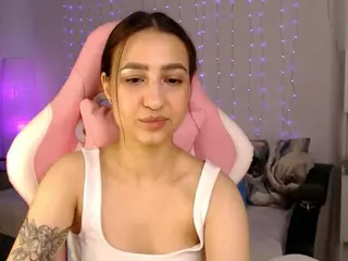 Chloe-Neal's Live Sex Cam Show