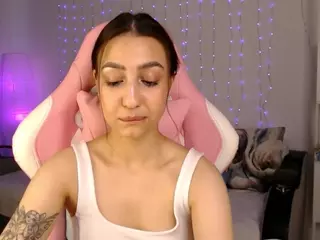 Chloe-Neal's Live Sex Cam Show