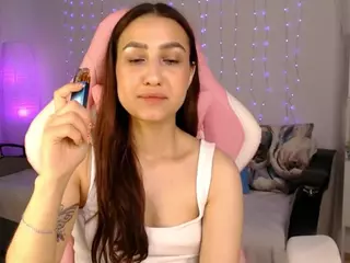 Chloe-Neal's Live Sex Cam Show