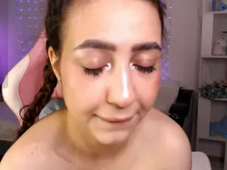 Chloe-Neal's Live Sex Cam Show