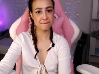 Chloe-Neal's Live Sex Cam Show