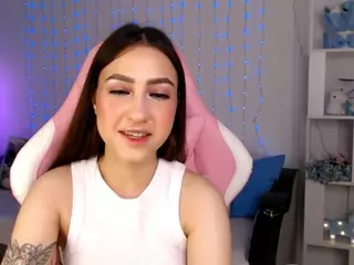 Chloe-Neal's Live Sex Cam Show