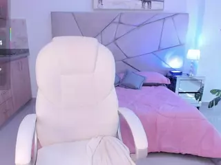 Emiilyy-Cooper's Live Sex Cam Show