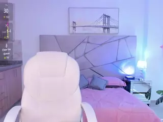 Emiilyy-Cooper's Live Sex Cam Show