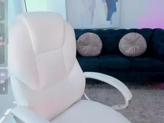 Emiilyy-Cooper's Live Sex Cam Show
