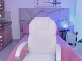 Emiilyy-Cooper's Live Sex Cam Show