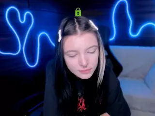 evi-angel's Live Sex Cam Show