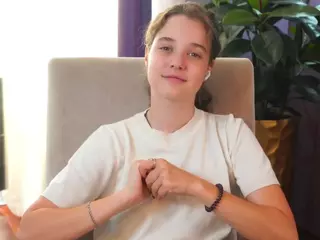 FalineFairfax's Live Sex Cam Show