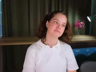 FalineFairfax's Live Sex Cam Show