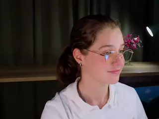 FalineFairfax's Live Sex Cam Show