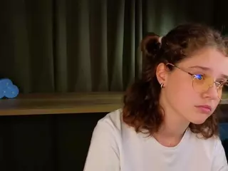 FalineFairfax's Live Sex Cam Show