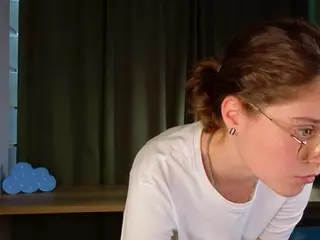 FalineFairfax's Live Sex Cam Show