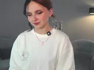 FlorenceBiddy's Live Sex Cam Show