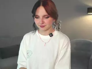 FlorenceBiddy's Live Sex Cam Show