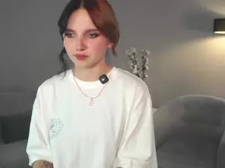 FlorenceBiddy's Live Sex Cam Show