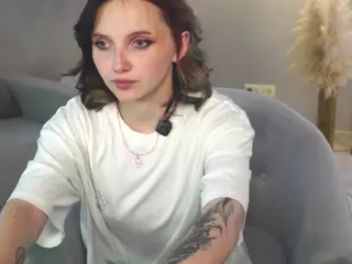 FlorenceBiddy's Live Sex Cam Show