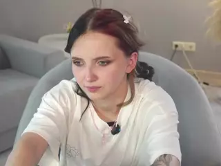 FlorenceBiddy's Live Sex Cam Show
