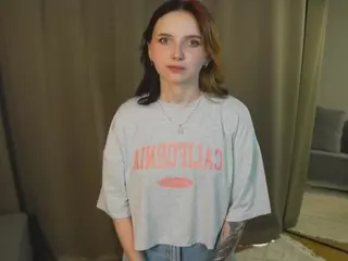 FlorenceBiddy's Live Sex Cam Show