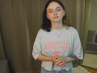 FlorenceBiddy's Live Sex Cam Show