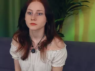 GladysDarter's Live Sex Cam Show