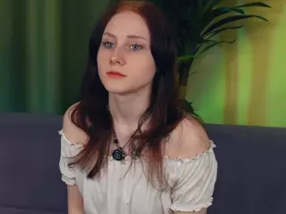 GladysDarter's Live Sex Cam Show