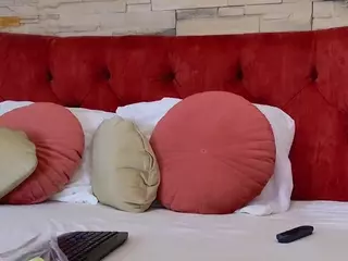 JessyBee's Live Sex Cam Show