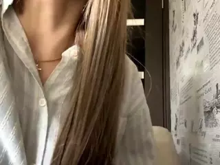 KatieBeames's Live Sex Cam Show