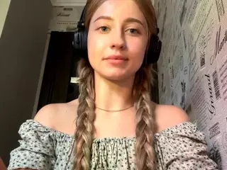 KatieBeames's Live Sex Cam Show