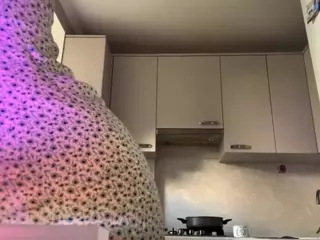 KatieBeames's Live Sex Cam Show
