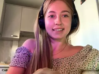 KatieBeames's Live Sex Cam Show