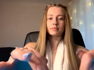 KatieBeames's Live Sex Cam Show