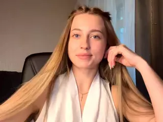 KatieBeames's Live Sex Cam Show