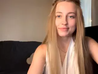 KatieBeames's Live Sex Cam Show