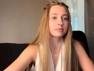 KatieBeames's Live Sex Cam Show