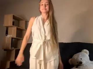 KatieBeames's Live Sex Cam Show
