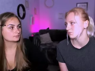 lika-le's Live Sex Cam Show