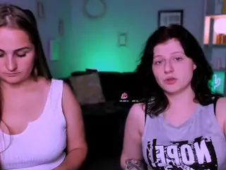 lika-le's Live Sex Cam Show