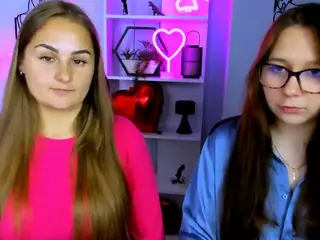 lika-le's Live Sex Cam Show